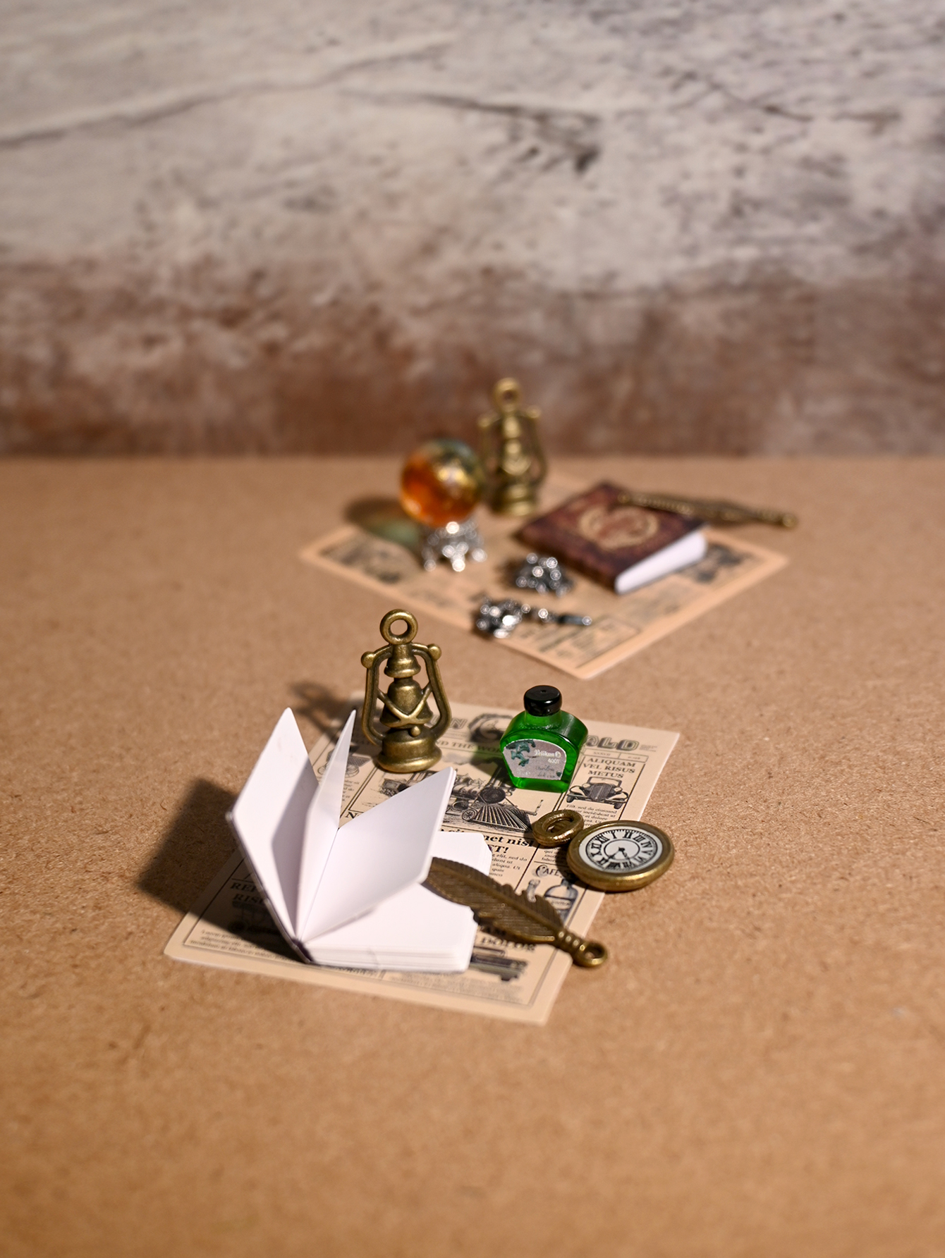 Home Decor Vintage - Miniature Replica Magic Vintage Book Set,
