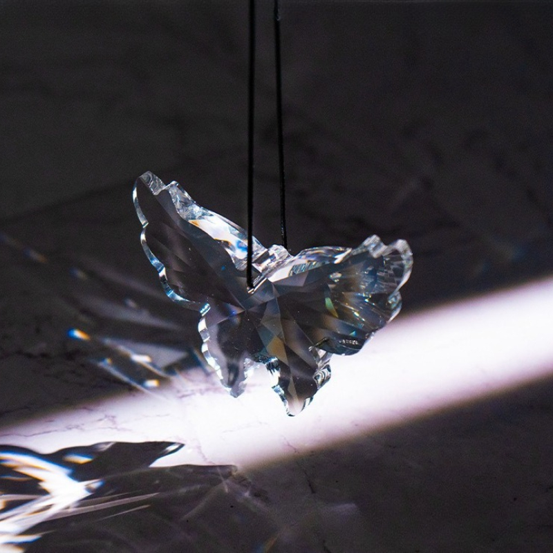 75mm Butterfly Crystal Suncatc - Crystal Sun Catcher reseña y precio