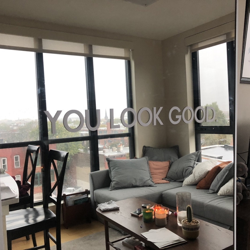 You Look Good Mirror Wall Stic - Home Decor Vinyl Flooring reseña y precio